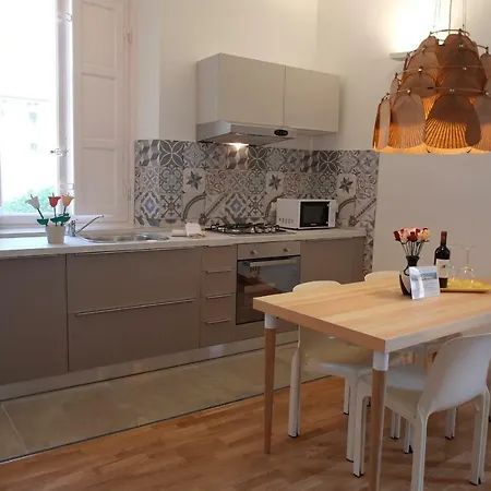 Yourhomeinlucca La Terrazza Apartmán *