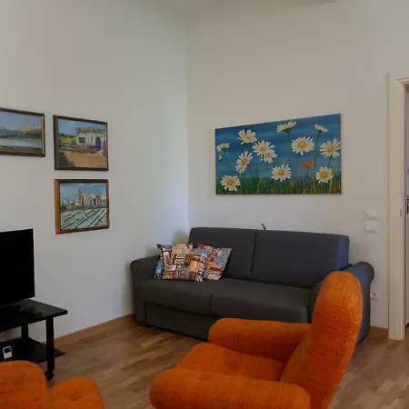 Yourhomeinlucca La Terrazza * Λούκα